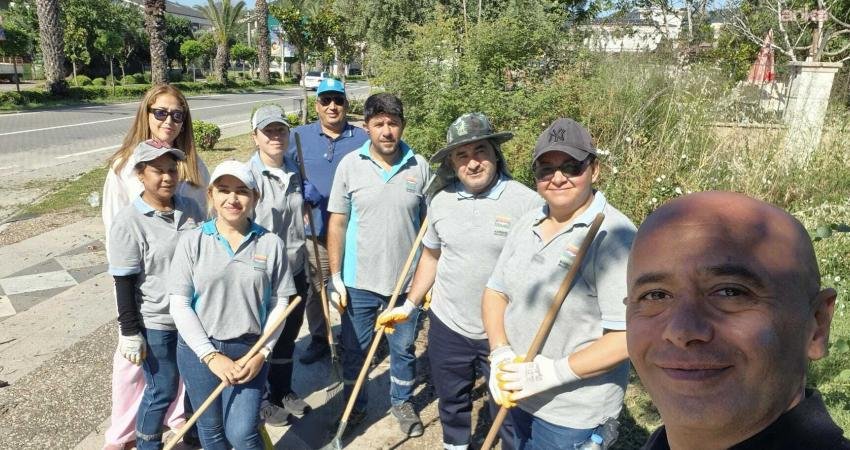Marmaris Belediyesi ekipleri, 9 günde 3 bin ton atık topladı Marmaris Belediyesi Temizlik İşleri Müdürlüğü ekipleri, Kurban Bayramı tatili boyunca