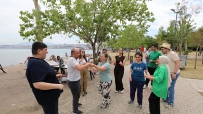 Menderes Belediyesi tarafından, Ferdi Zeyrek Engelsiz Çocuk Evi hizmetinden yararlanan