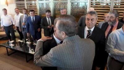 TBB ve Mersin Büyükşehir Belediye Başkanı Vahap Seçer, “Sanayi Koridorunda