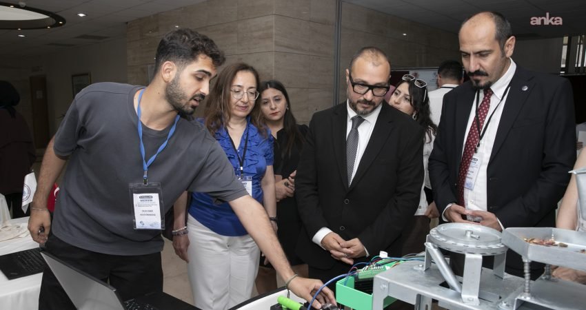 Mersin Büyükşehir Belediyesi, gençlerin kariyer gelişimlerine katkı sunmak ve iş