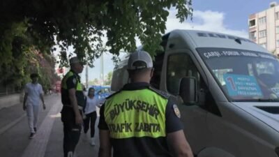 Mersin Büyükşehir Belediyesi ekipleri, vatandaşların daha güvenli ve konforlu bir