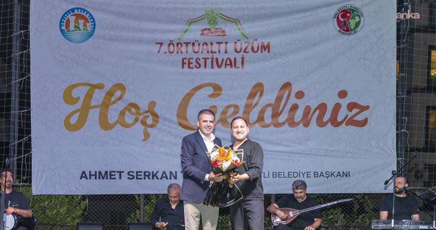 Mezitli Belediyesi’nin düzenlediği 7’nci Örtüaltı Üzüm Festivali, sona erdi Mezitli Belediyesi tarafından bu yıl 7’ncisi düzenlenen Örtüaltı Üzüm Festivali,