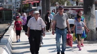Muğla Büyükşehir Belediyesi, şehit aileleri ve gazilere yönelik düzenlediği tekne
