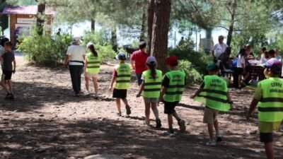 Muğla Büyükşehir Belediyesi, Ula Göleti çevresinde Dumlupınar İlkokulu öğrencilerinin katılımıyla