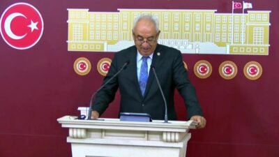 DSP Genel Başkanı Önder Aksakal, CHP Grup Başkanvekili Murat Emir'in, DSP'den