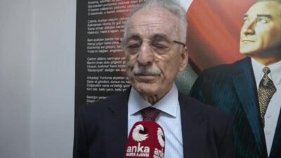 Eski Başbakan Yardımcısı Murat Karayalçın, "Cumhuriyet Halk Partisi'ne çok büyük