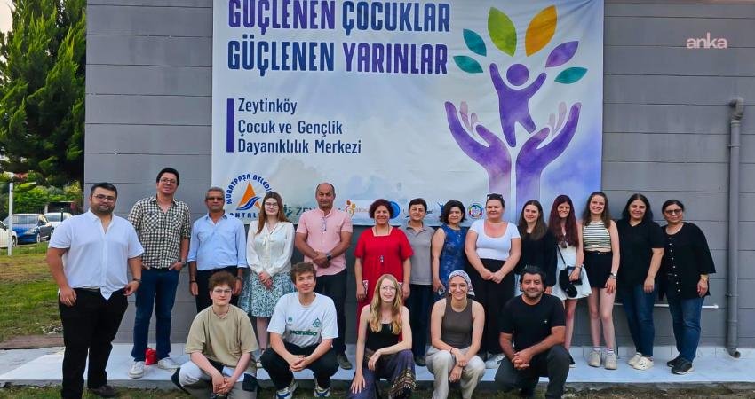 Muratpaşa Belediyesi’nin çocuk ve gençleri suça sürükleyen risklerden korumak amacıyla