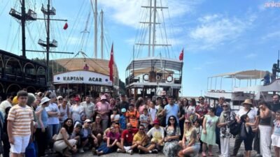 Muratpaşa Belediyesi, Adalya Vakfı Engelsiz Kafe’de eğitim gören özel gereksinimli