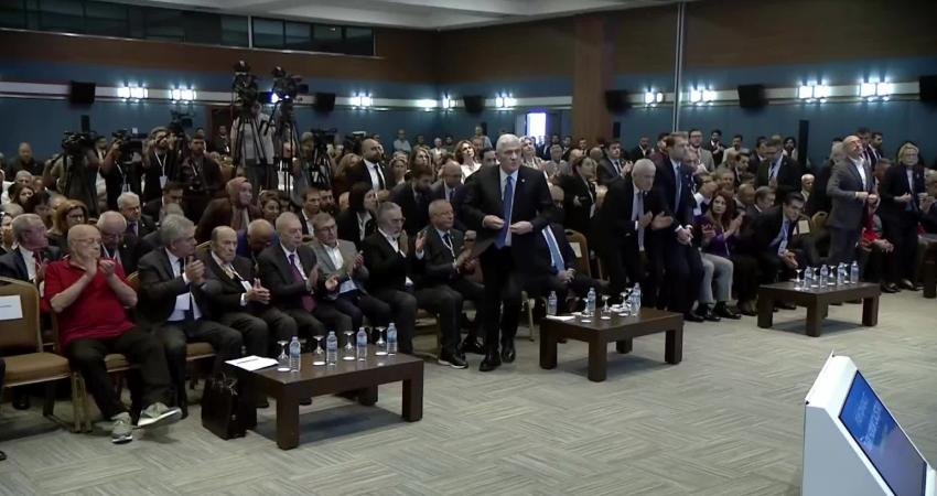 İYİ Parti Genel Başkanı Müsavat Dervişoğlu, "Türk siyasetini zehirleyen, hesap vermeyen