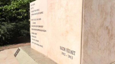 Türk edebiyatının usta kalemi Nazım Hikmet, 63’üncü ölüm yılında Konak