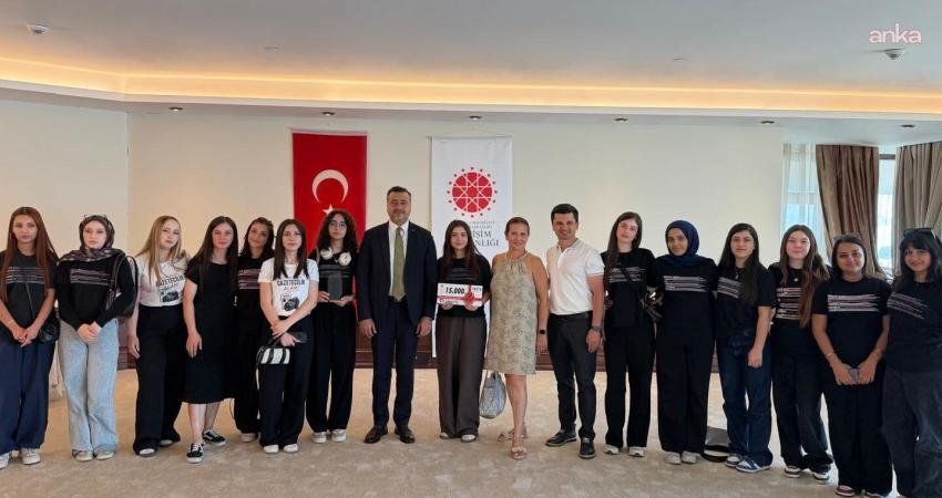 Cumhurbaşkanlığı İletişim Başkanlığı İzmir Bölge Müdürlüğü, İzmir İl Milli Eğitim