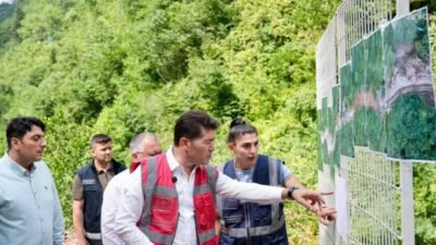 Ortahisar Belediye Başkanı Ahmet Kaya, yapımı süren Çağlayan Şelalesi Projesi'nde