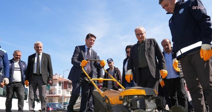 Ortahisar Belediyesi, ilçe genelindeki park ve yeşil alanları bakım, onarım