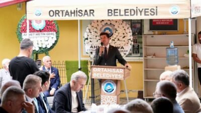 Ortahisar Belediye Başkanı Ahmet Kaya, Özbirlik Camii’nde yapılan bakım, onarım