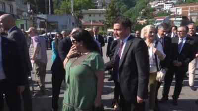 Osmangazi Belediye Başkanı Erkan Aydın, Alacahırka Mahallesi’nde düzenlenen kahvaltı programında