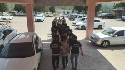 Osmaniye'de uyuşturucu ticaretine yönelik operasyonlarda 11 şüpheli gözaltına alındı. Çeşitli