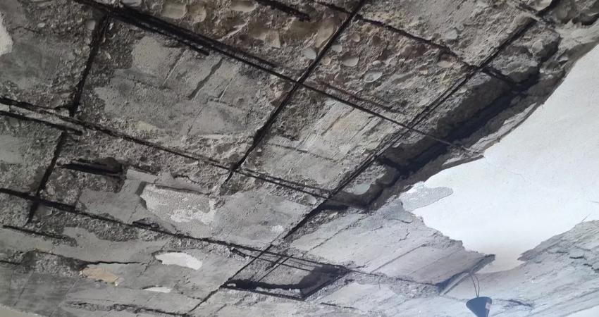 Osmaniye'nin Sumbas ilçesinde kızı ve engelli oğluyla birlikte yaşayan Ayşe