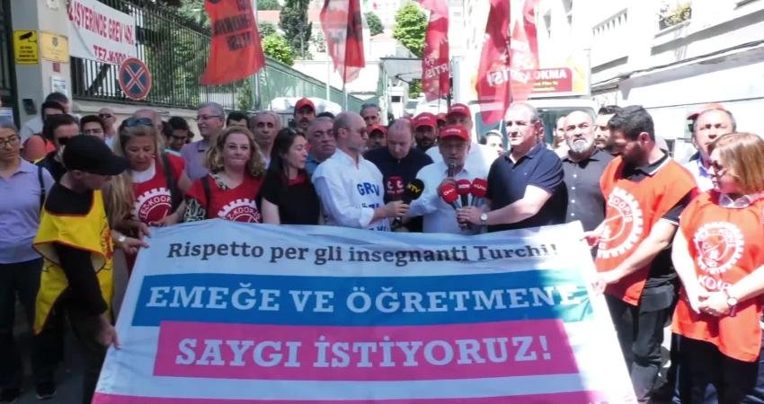Yabancı öğretmenlerle aralarındaki ücret farkının ortadan kaldırılması, haklarının verilmesi istemiyle