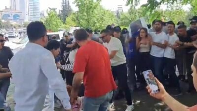 Özel Sektör Öğretmenleri Sendikası'nın çağrısıyla Ankara'ya gelen öğretmenler, açlık grevlerinin