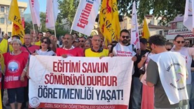 Özel Sektör Öğretmenleri Sendikası’nın Ankara’da başlattığı eylemlere destek için Bursa’da