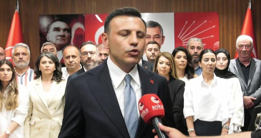 Hakkında başlatılan disiplin süreci ile ilgili CHP İstanbul İl Başkanlığı'nda