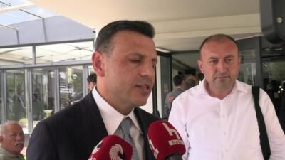 CHP İstanbul İl Başkanı Özgür Çelik, il başkanları toplantısı öncesinde