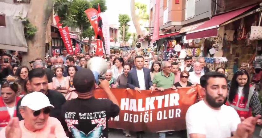 Adalar Belediyesi’ne düzenlenen operasyon sonrası Adalar’a giden CHP İstanbul İl