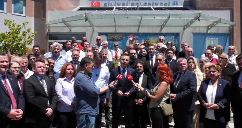 CHP'li belediyelere yönelik son operasyonlarda tutuklanıp görevden uzaklaştırılan Silivri Belediye