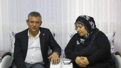 CHP Grup Başkanı Özgür Özel, Diyarbakır’da Rojin Kabaiş’in ailesini evlerinde