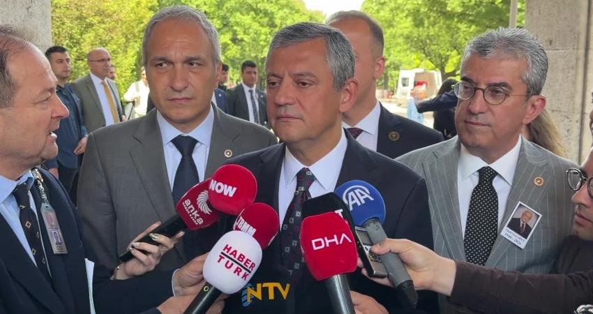Özgür Özel, olağanüstü kurultay için imza sürecinin bu sabah saat