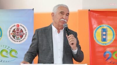 CHP Tokat Milletvekili Kadim Durmaz, CHP TBMM Grup Başkanı Özgür Özel'in