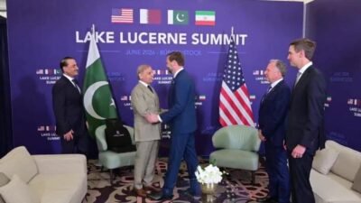 Pakistan Başbakanı Şahbaz Şerif ile ABD Başkan Yardımcısı J.D. Vance,