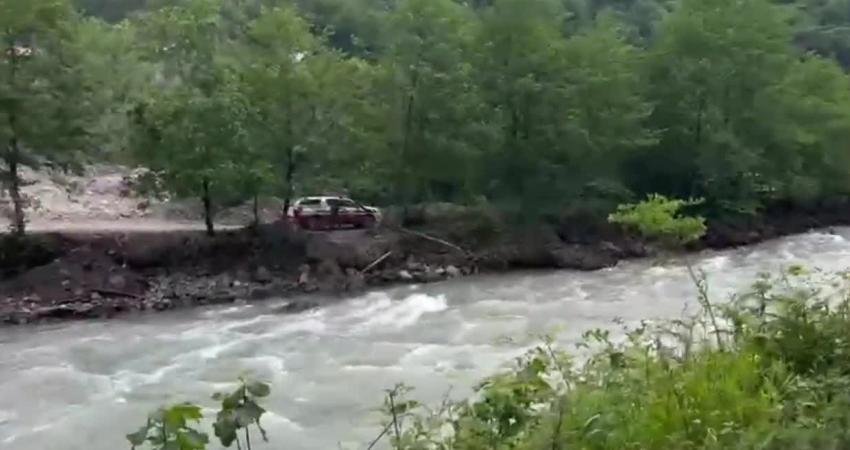 Rize'nin Çamlıhemşin ilçesinde günlerdir haber alınamayan Volkan Civelekoğlu'nun cansız bedenine