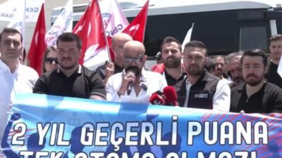 Genç Sağlık Sendikası Yönetim Kurulu üyeleri, paydaş sendika temsilcileri ve
