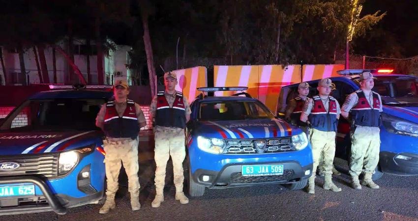 İçişleri Bakanlığı, Şanlıurfa ve Bursa'da uyuşturucu madde satıcılarına yönelik jandarma