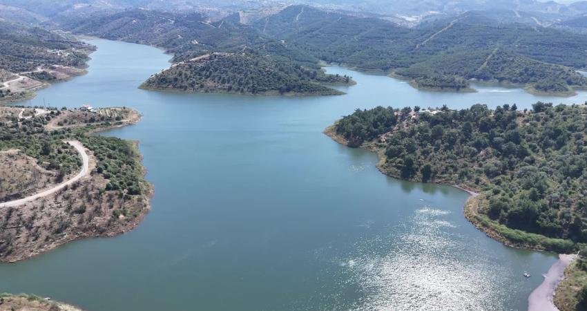 Seferihisar Belediyesi Tarımsal Hizmetler Müdürlüğü tarafından yürütülen baraj suyu sulama