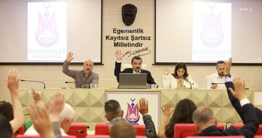 Şehzadeler Belediyesi'nin haziran ayı meclis toplantısında 18 gündem maddesi görüşülerek