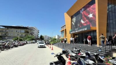 CHP'li Silifke Belediye Başkanı Mustafa Turgut'un tutuklanması ve görevden uzaklaştırılmasının