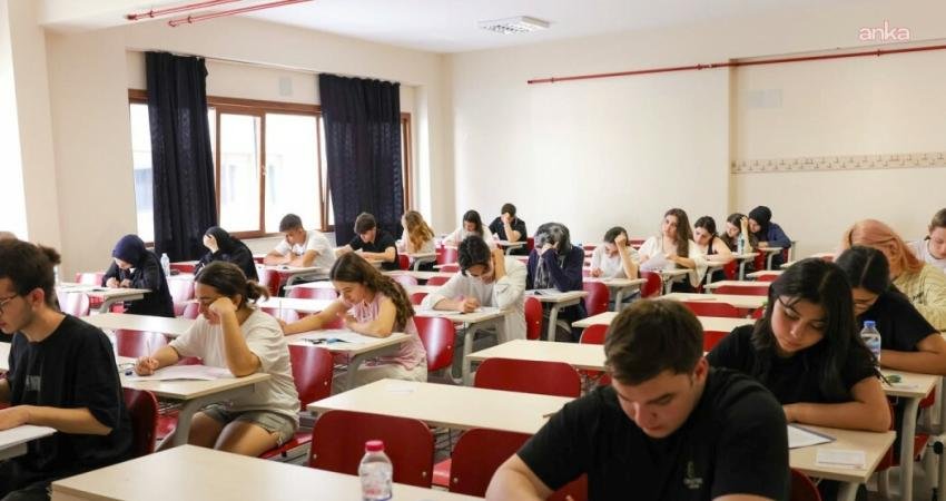 Silivri Belediyesi Eğitim Akademisi, bu yıl ilk defa düzenlediği “YKS