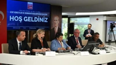Sinop Belediye Başkanı Metin Gürbüz, Türkiye Belediyeler Birliği’nin düzenlediği "Kent