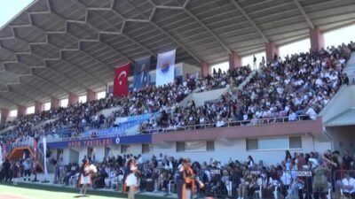 Sinop Üniversitesi'nde 2025-2026 Akademik Yılı mezuniyet töreninde mezun olan 3