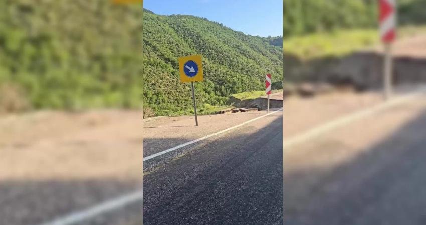 Sinop’ta çöken yol 3 yıldır onarım bekliyor Sinop’un Durağan ilçesi ile Dikmen ilçesini birbirine bağlayan karayolunda yaklaşık