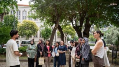 İzmirli üniversiteliler, usta yazar Tarık Dursun K‘nin romanlarında hayat bulan