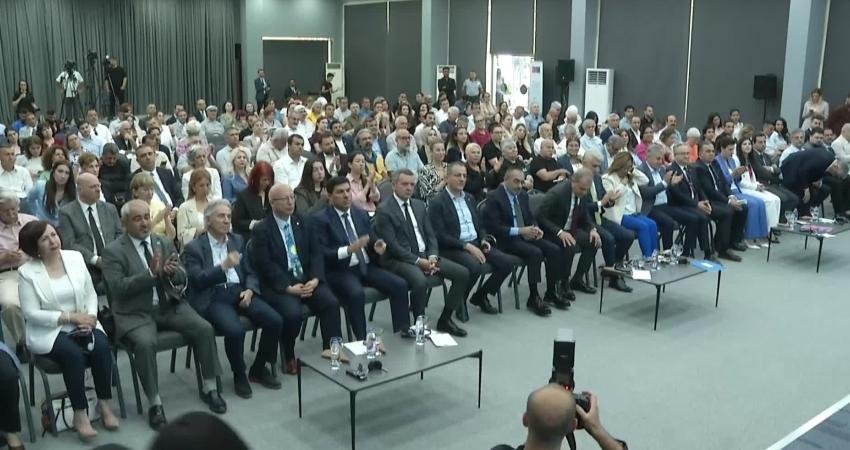 Türkiye Belediyeler Birliği (TBB) Başkanı Vahap Seçer, "Biliyoruz ki yerel