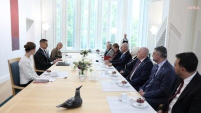 TBMM Başkanı Numan Kurtulmuş, resmi ziyaret gerçekleştirdiği Helsinki’de Finlandiya Cumhurbaşkanı