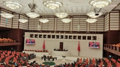  TBMM Genel Kurulu'nda, muhalefet partilerinin grup başkanvekilleri, Ankara'da hak arayan