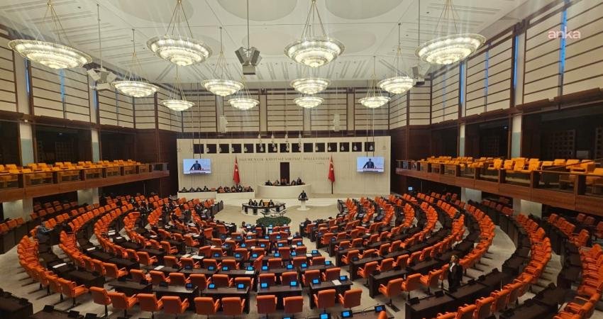 TBMM Genel Kurulu'nda Emniyet Teşkilatı ve basınla ilgili düzenlemeler içeren Bazı Kanunlarda