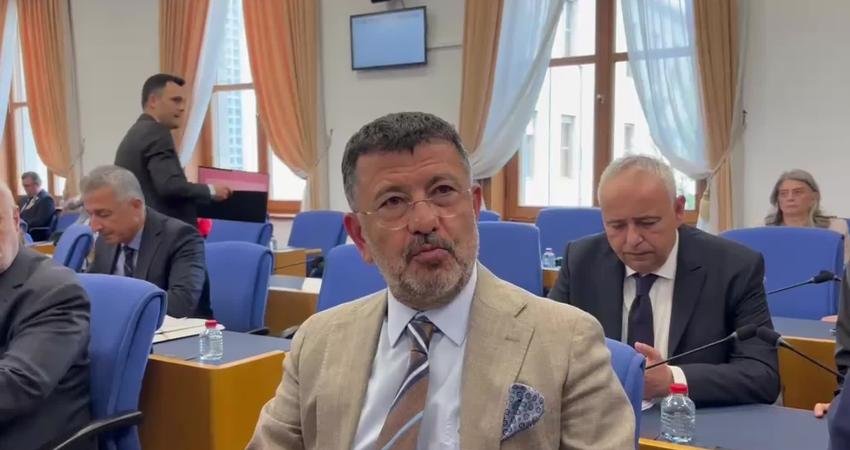 CHP Malatya Milletvekili Veli Ağbaba, Yüksek Seçim Kurulu'nun (YSK) CHP'nin