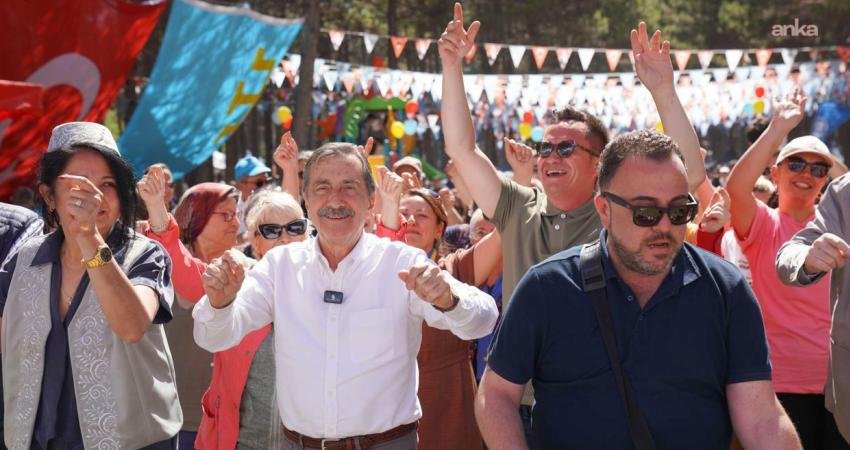 Tepebaşı Belediye Başkanı Ahmet Ataç, Eskişehir Kırım Türkleri Kültür ve