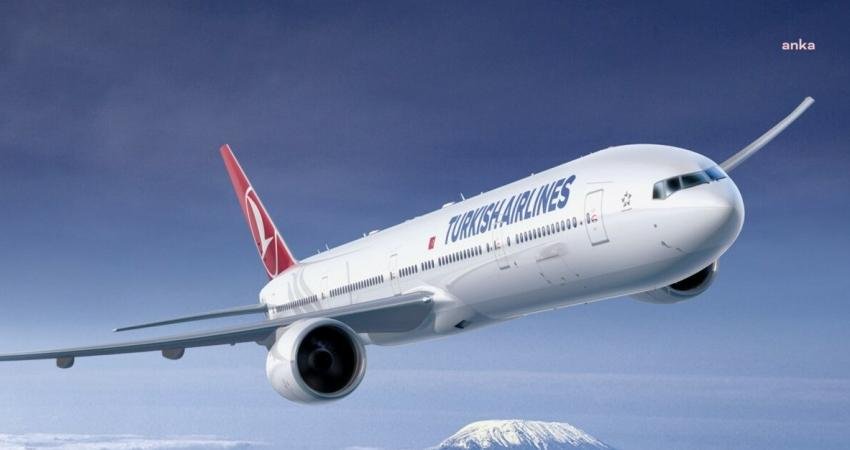 Türk Hava Yolları’nın İstanbul-Antalya seferini yapan yolcu uçağının, Antalya Havalimanı’nda
